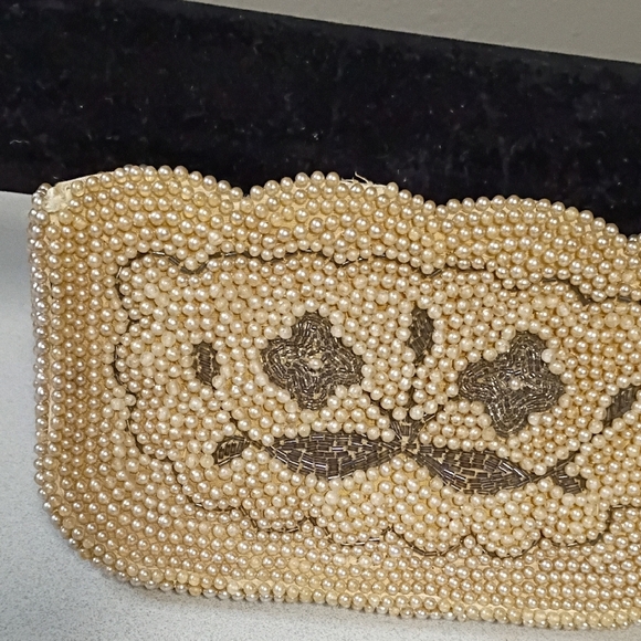 Pearl Embellished Clutch in Cream - Picture 2 of 6